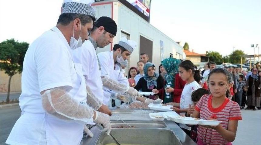 Elmadağ&rsquo;da Halk İftarı
