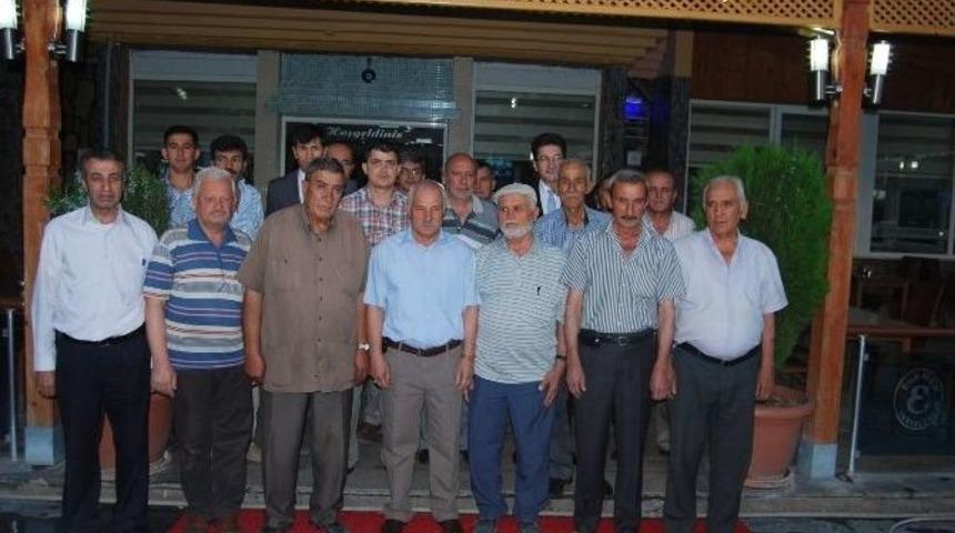 Kula'da Emekli Polislere İftar Yemeği