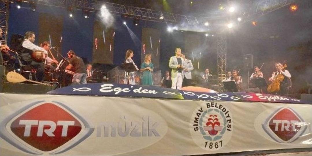 'ege&rsquo;den Ezgiler' Simavlılar&rsquo;ı Coşturdu