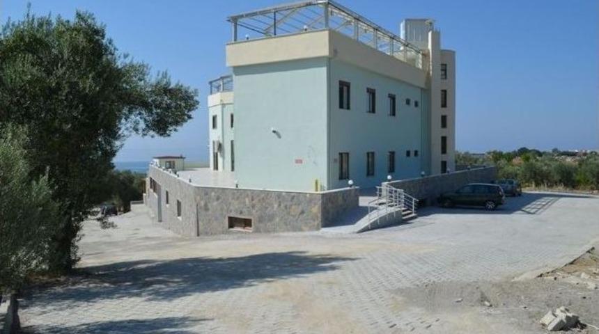 Altınoluk&rsquo;ta Yollara Bakımlar Yapılıyor