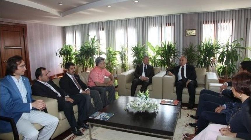 Vali B&uuml;y&uuml;k, Ato'yu Ziyaret Etti