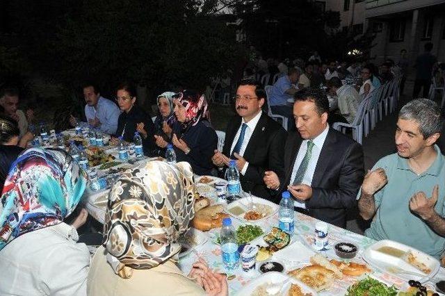 Başkan Ak Huzurevi Sakinleri İle Buluştu 1