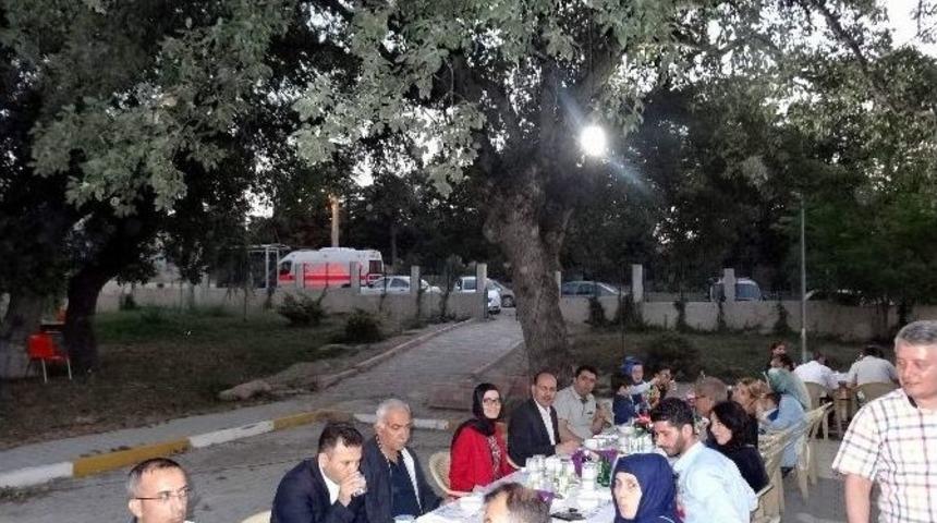 Hastane Personeli İftarda Buluştu