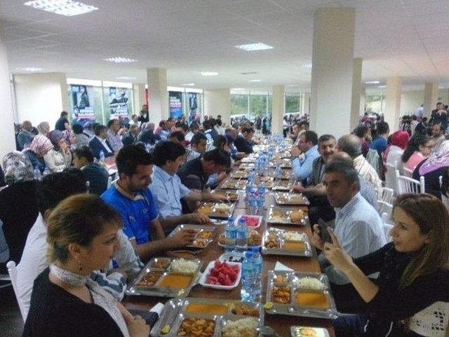 K&uuml;re İl&ccedil;e M&uuml;ft&uuml;l&uuml;ğ&uuml; nden 500 Kişiye İftar 1