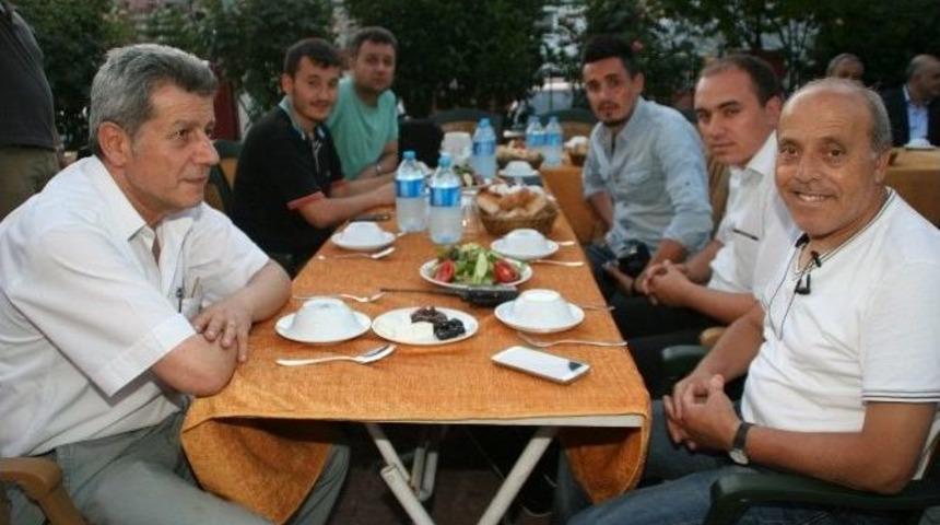 Devrek Belediyespor&rsquo;dan Basın Mensuplarına İftar Yemeği