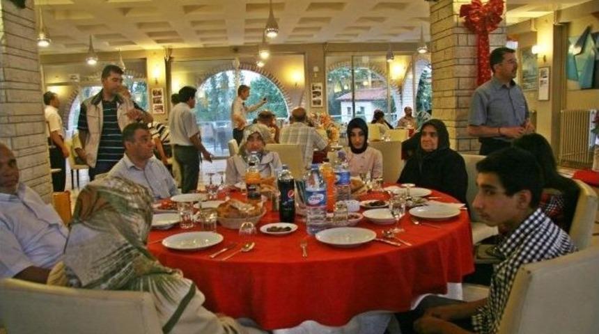 Sungurlu M&uuml;ft&uuml;l&uuml;ğ&uuml;&rsquo;nden Şehit Ailelerine İftar
