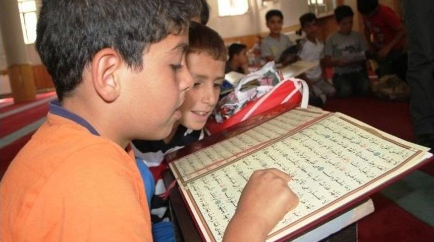 Van&rsquo;da Yaz Kur&rsquo;an Kursuna Yoğun İlgi