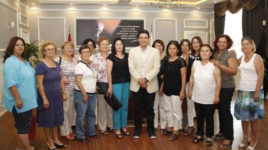 Cumhuriyet Kadınları D&ouml;şemealtı'nda