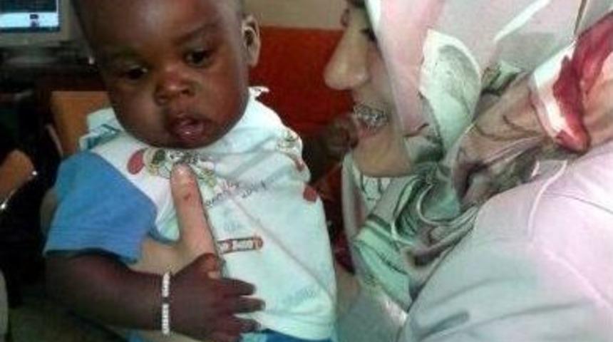 Ak Partili Bayanlardan Yabancı Uyruklu Ailelere Ziyaret