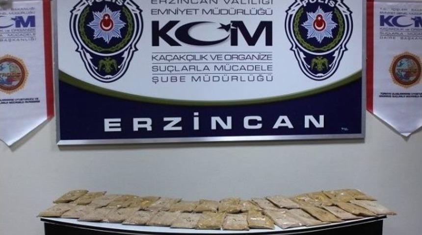 Erzincan'da 8 Kilo 215 Gram Eroin Ele Ge&ccedil;irildi