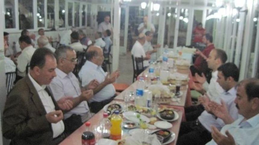 Butso&rsquo;dan Ağlasun&rsquo;da İftar Yemeği