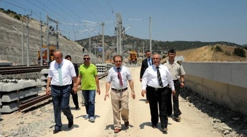 Bilecik Y&uuml;ksek Hızlı Tren İstasyonu'nda İnceleme