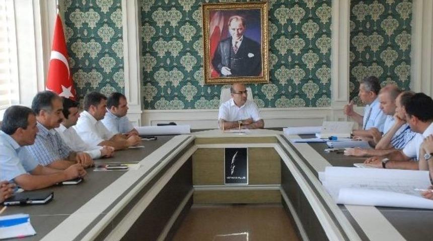 Yeni H&uuml;k&uuml;met Konağı Yapımı İle İlgili İstişare Toplantısı Yapıldı