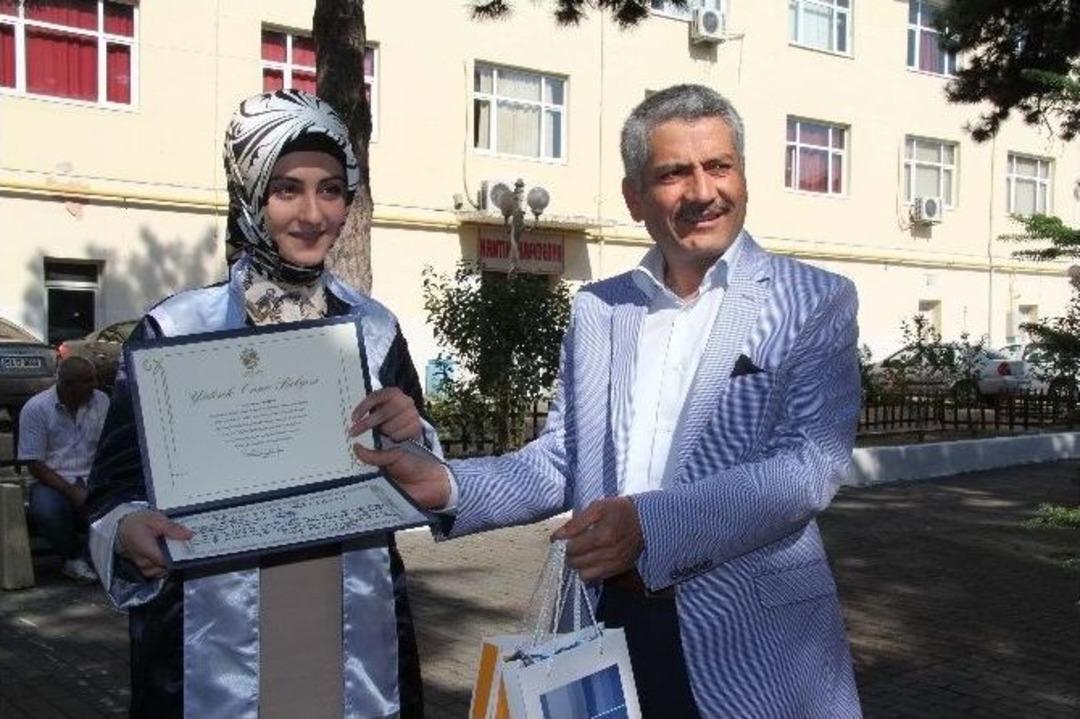 Hendek Myo&rsquo;da Mezuniyet T&ouml;reni Yapıldı