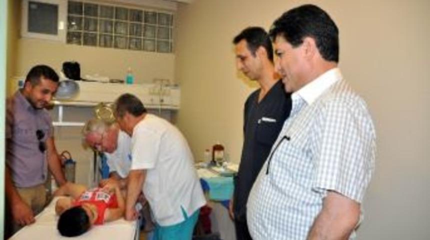 S&uuml;nnet Olan &Ccedil;ocuklara Başkandan Ziyaret