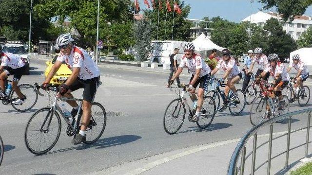 Kıbrıs Barış Harekatı nın 40. Yılında, Bisikletle Kıbrıs a Gidiyorlar 2