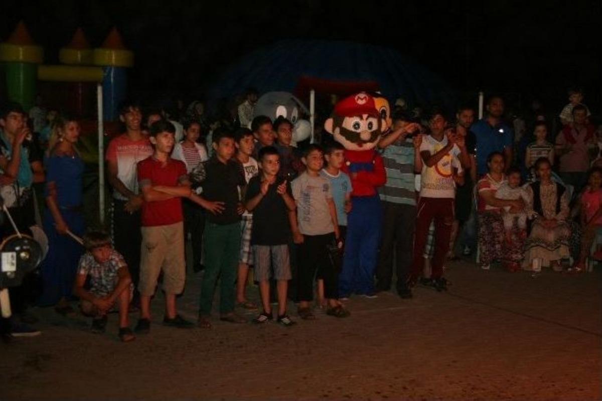 Mahalle Şenlikleri S&uuml;r&uuml;yor
