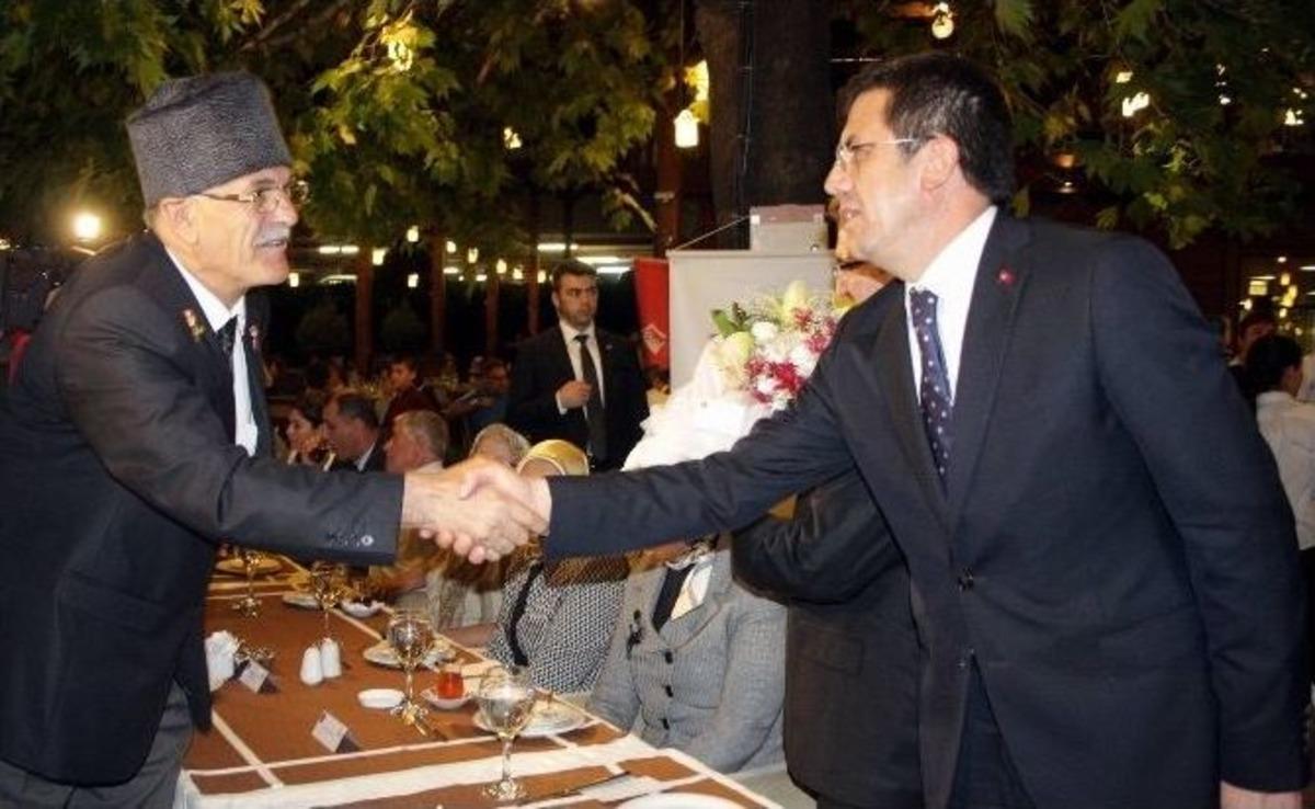 Ekonomi Bakanı Zeybek&ccedil;i, Bursa'da Şehit Aileleri Ve Gazilerle İftarda Buluştu