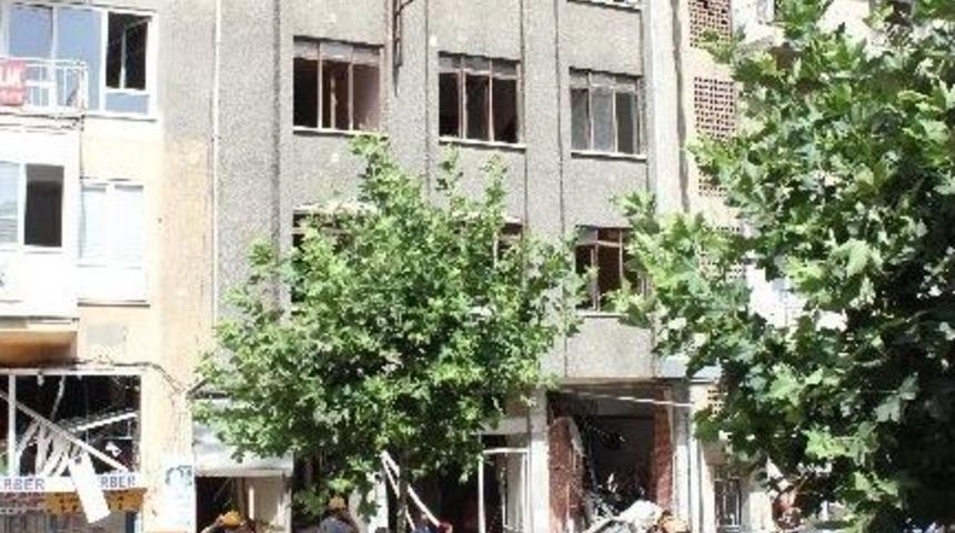Denizli'de Patlama: 1 &Ouml;l&uuml;, 3'&uuml; Ağır 20 Yaralı