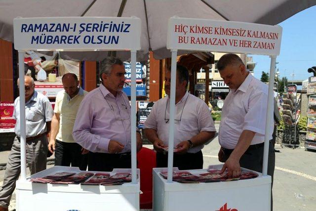 Rize de Dini Danışmanlık Ve Diyanet Vakfı Tanıtım Standı Kuruldu 2
