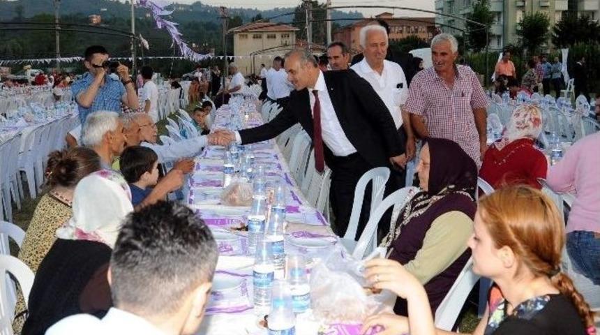 Başkan İftarını Halk İle Yapıyor