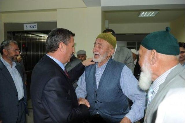 Vali Şerif Yılmaz: "yaşlılarımız Belirli Günlerde Değil, Sürekli Hatırlanmalı" 2