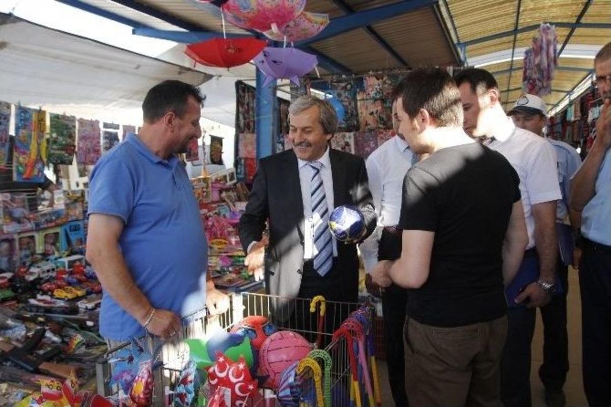 Başkan Şahin Pazarcı Esnafını Ziyaret Etti