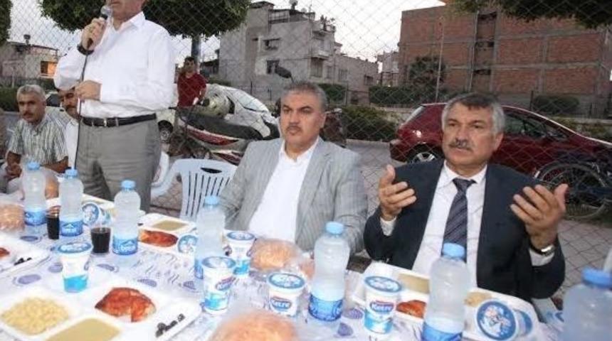 Karalar İftarını Vatandaşlar İle A&ccedil;ıyor