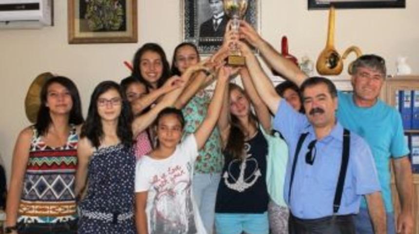 Şampiyonluk Kupası Ergin&rsquo;e Armağan