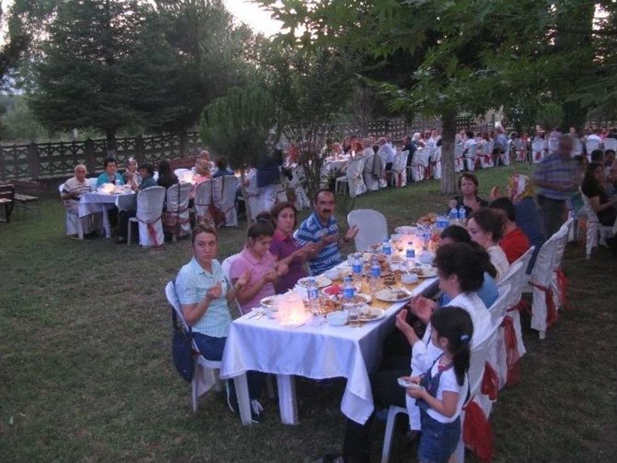 Niksarlı Hayırseverlerden &Ouml;rnek Dayanışma