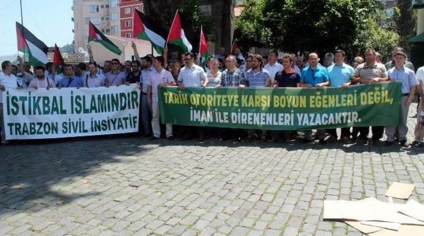 Trabzon&rsquo;da Filistin Bayrakları A&ccedil;ıldı, İsrail Lanetlendi