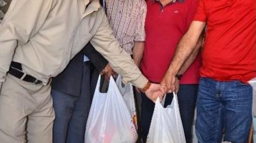 Y&uuml;tso&rsquo;dan 720 Aileye Gıda Yardımı