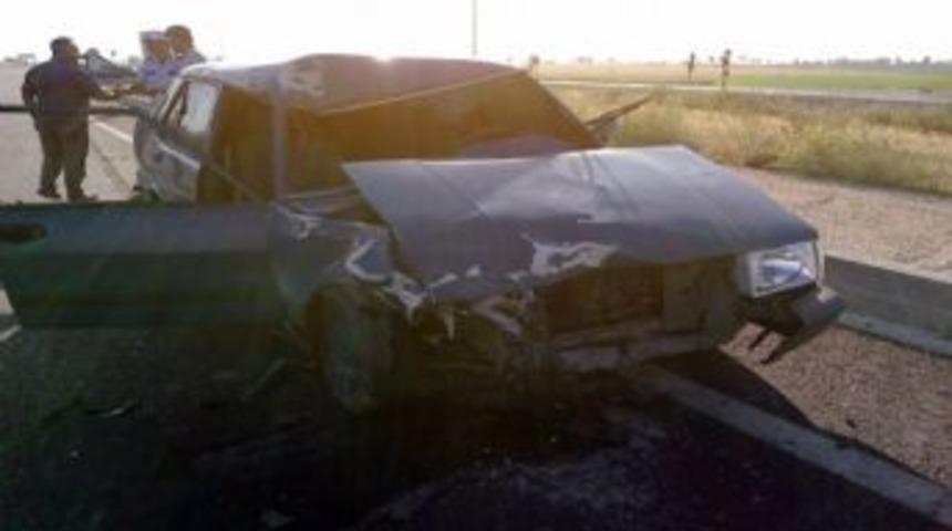 Otomobil İle Motosiklet &Ccedil;arpıştı: 1 &Ouml;l&uuml;, 3 Yaralı