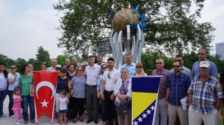 Adana'da Srebrenitsa Şehitleri Anıldı