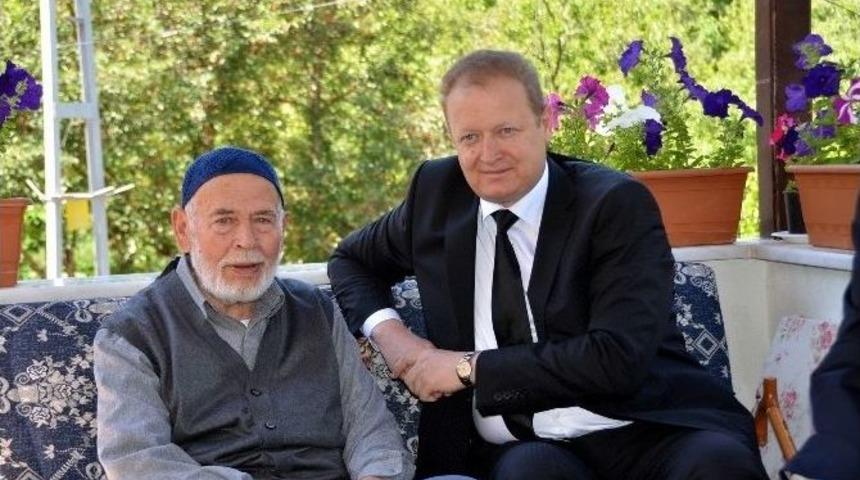 Vali Yavuz, Kore Gazilerini Ziyaret Etti