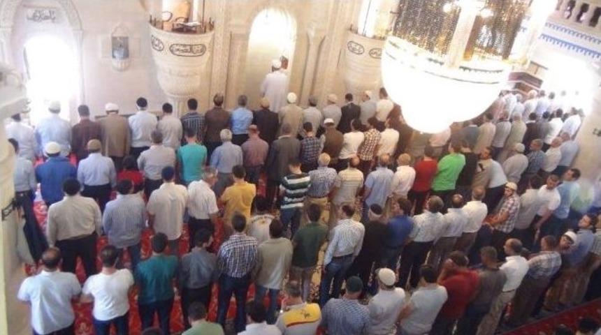 Tatvan&rsquo;da Gazzeliler İ&ccedil;in Gıyabi Cenaze Namazı