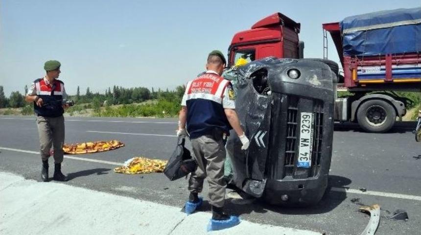 Konya'da Otomobil Devrildi: 3 &Ccedil;ocuk &Ouml;ld&uuml;, 3 Kişi Yaralandı