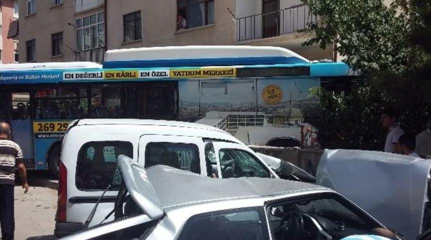 &Ouml;l&uuml;m, Baba Ve Oğlunu Cuma Namazına Giderken Yakaladı