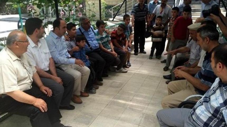 Başkan Altay, Vatandaşlarla Bir Araya Geldi