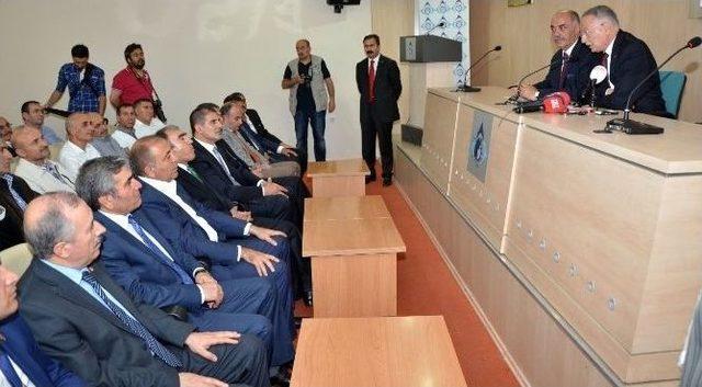 &Ccedil;atı Adayı İhsanoğlu Etso&rsquo;da Konuştu 1
