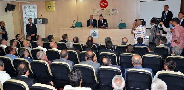 &Ccedil;atı Adayı İhsanoğlu Etso&rsquo;da Konuştu 2
