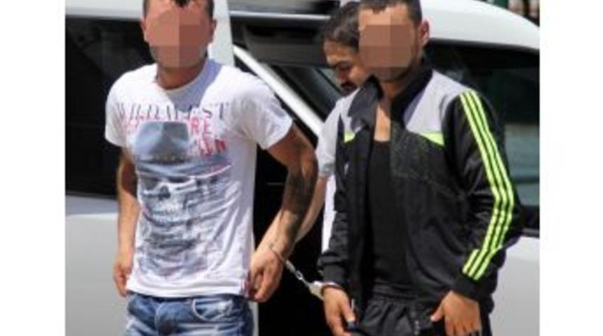 Uyuşturucuyla Yakalanan 2 Kişi Tutuklandı