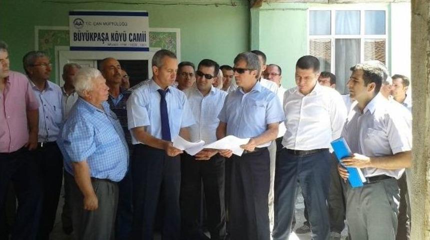 Vali &Ccedil;ınar 228 Yıllık Vakıf Camisi'ni İnceledi