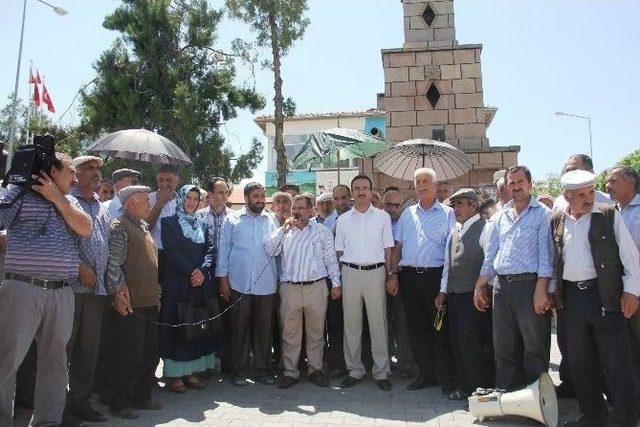 Caferi Camisinin Kundaklanması Kınandı