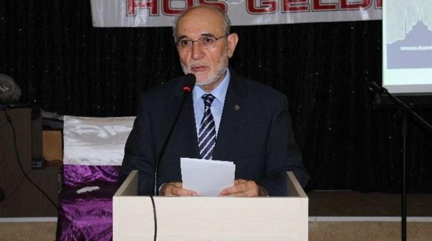 Eskişehir M&uuml;ft&uuml;l&uuml;ğ&uuml; Ve T&uuml;rkiye Diyanet Vakfı Eskişehir Şubesi İftar Yemeği D&uuml;zenledi