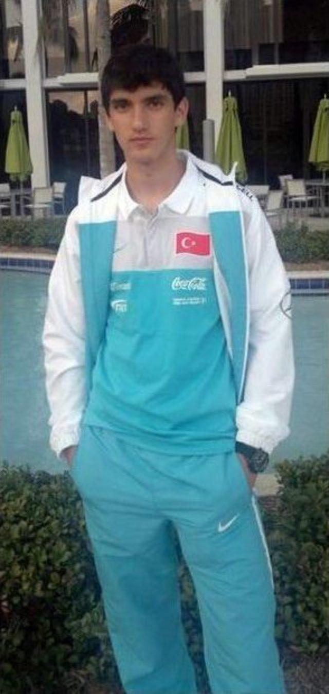 Altay ın Gen&ccedil; Yeteneği Enis Artık Profesyonel 1