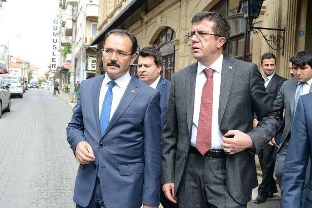 Bakan Zeybekci, Kardeşlik İftarı İ&ccedil;in Uşak&rsquo;a Geliyor 1