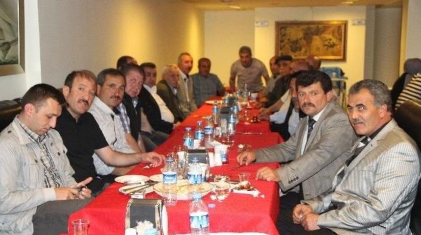 Ardahan Mhp Teşkilatı İftar Yemeğinde Buluştu
