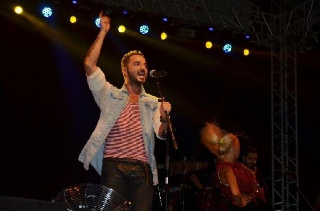 Bafra&rsquo;da Sele Sepet Top Kandil &Ccedil;oşkuyla Kutlandı