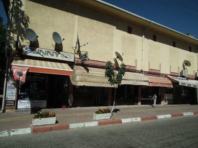 Muratlı da &Uuml;niversitenin Yaz Tatiline Girmesi Esnafı Sıkıntıya Soktu 1